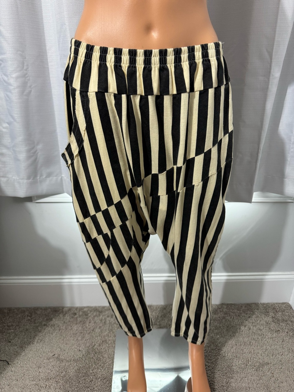 Cool Jaded Gypsy size S M cream black striped From Here And Beyond pull on pants